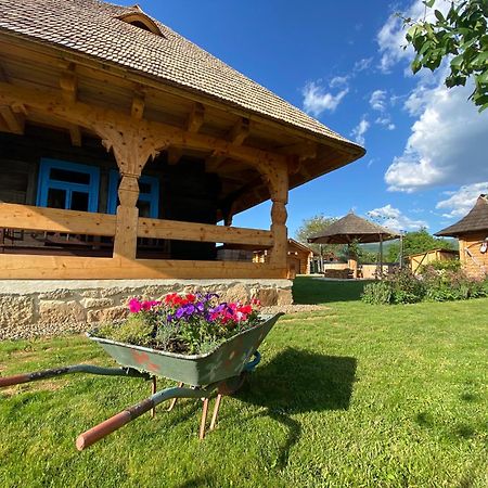 Agropensiunea Maria Unguras Exteriér fotografie