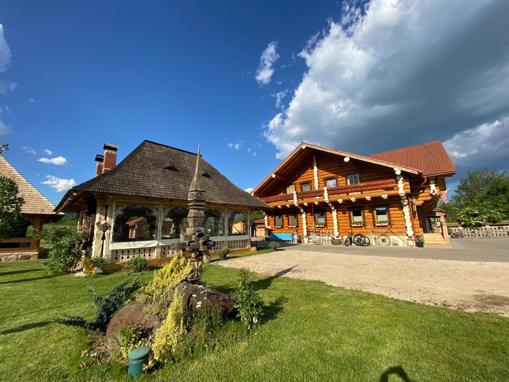 Agropensiunea Maria Unguras Exteriér fotografie